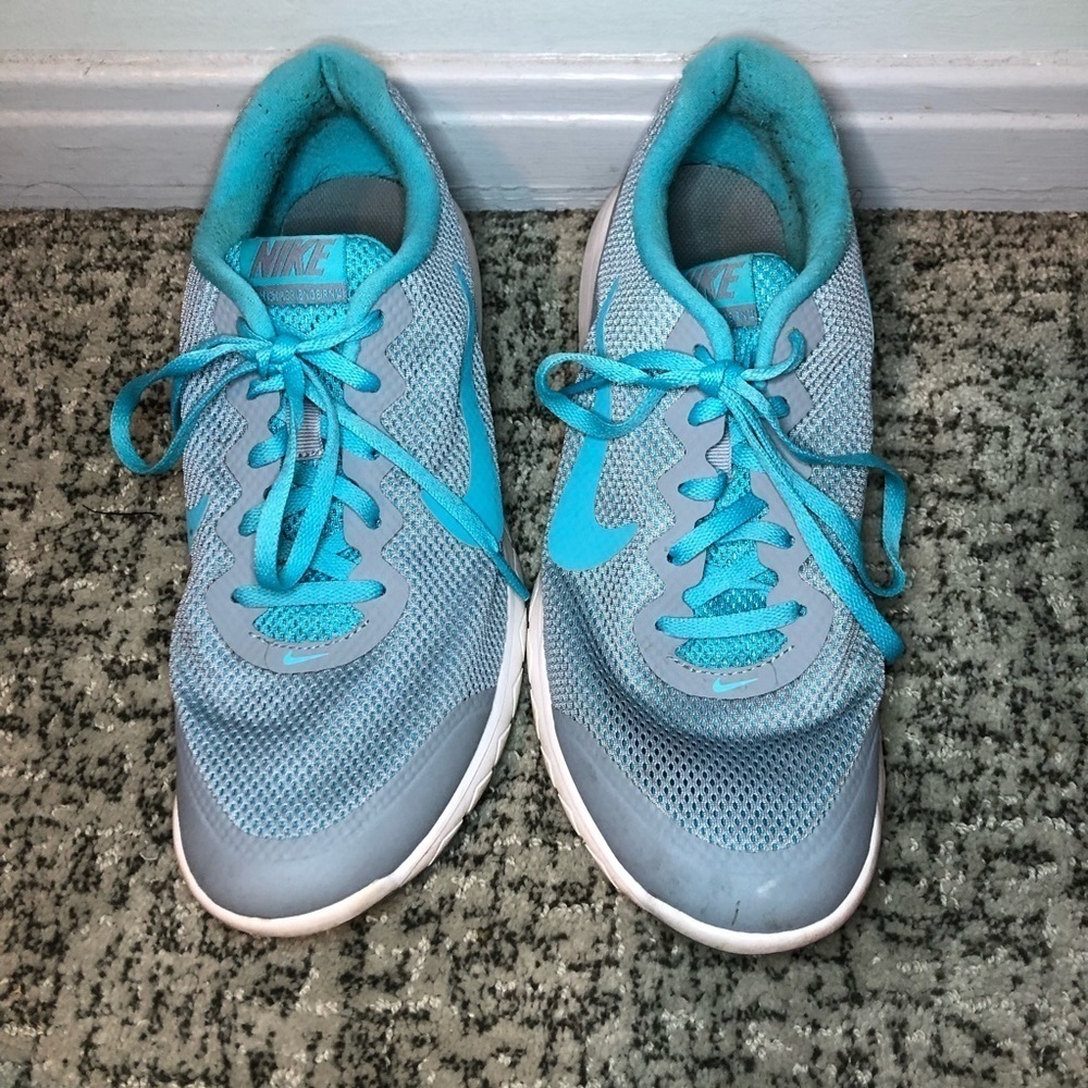 Nike Gray & Blue Tennis Shoes Size 10
